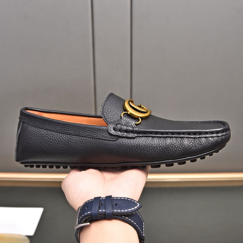 G*u*i leather shoes